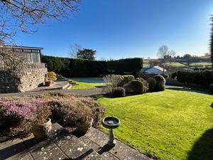 Photo 25- click for photo gallery